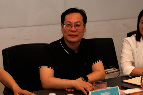 图片11 图片11