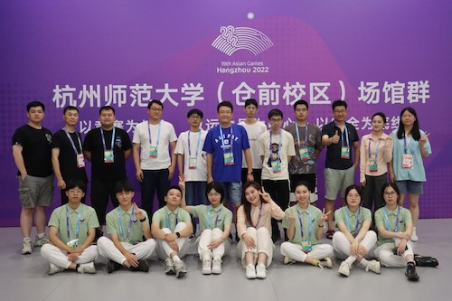 合影2 合影2