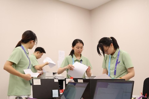 邹金蓝 邹金蓝