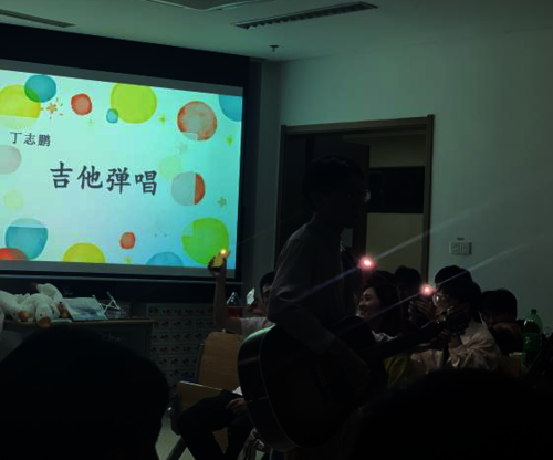 图片4 图片4