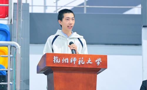 万成章 万成章