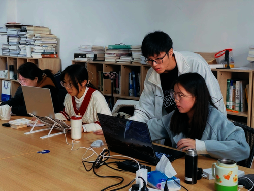 图片1 图片1